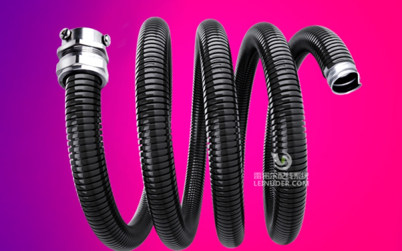 工業(yè)線纜保護(hù)必看！雷諾爾教你如何選對(duì)軟管與接頭